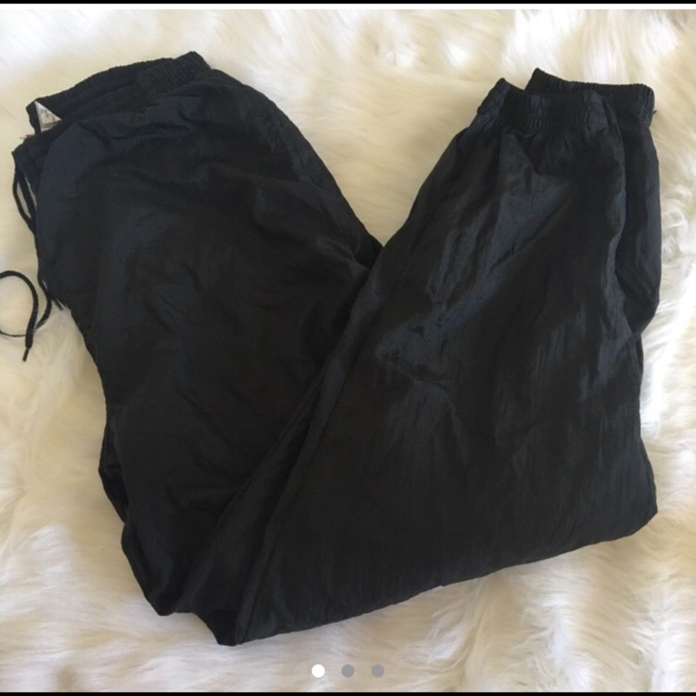 Vintage windbreaker black